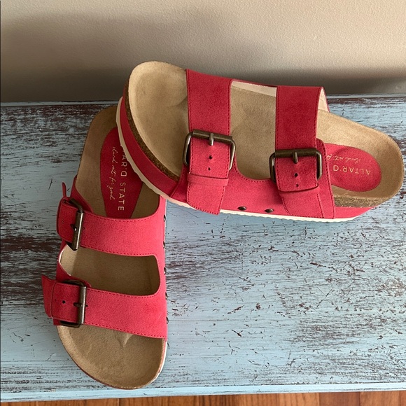 Alter’d State Platform Red Double Strap Sandals - Picture 1 of 5